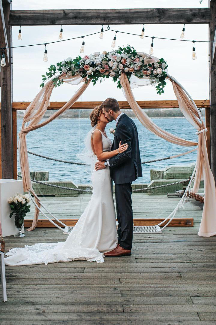 Full Service Wedding Decor and Bouquet Packages Full Service Wedding Decor and Bouquet Packages