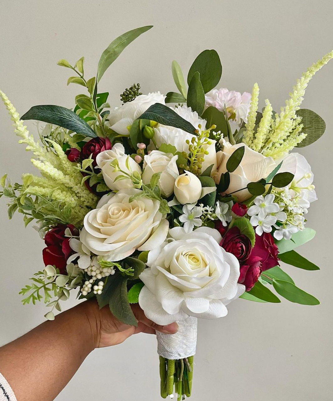 Top Selling 16" Bridal Bouquet Designs Top Selling 16" Bridal Bouquet Designs