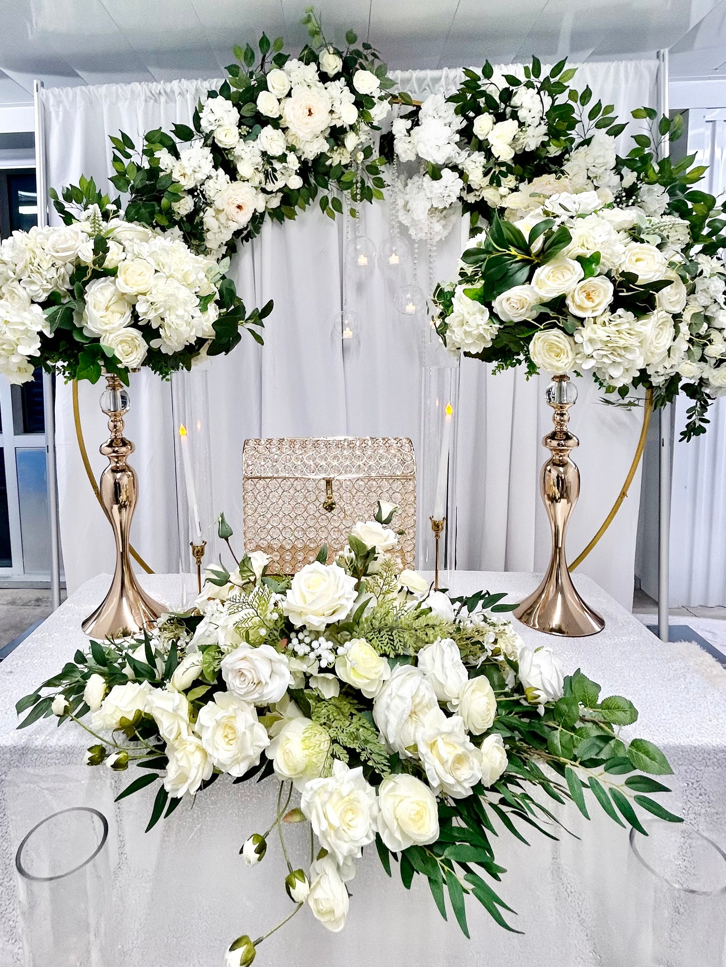 Head Table flowers - Customizable rental