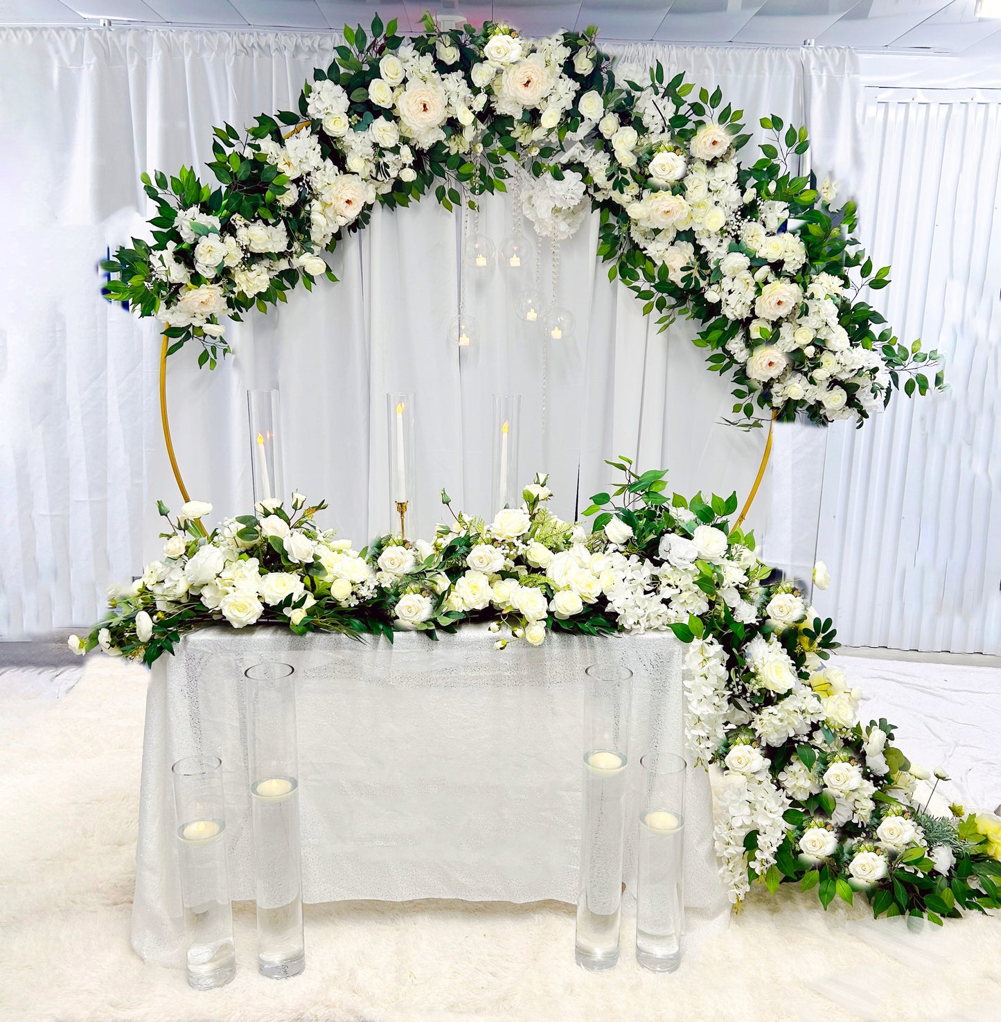 Simone Wedding Decor and Bouquets Package - 150 guests