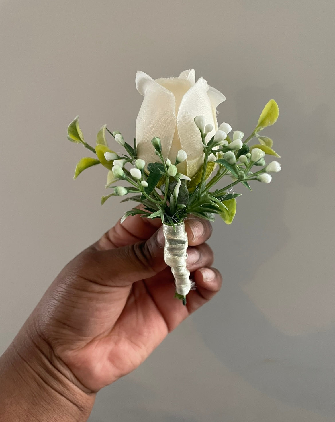 Custom Groomsmen Boutonnieres